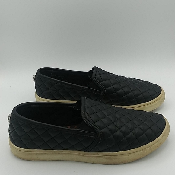 Steve Madden Black Quilted Upper Round Toe Platform Heel Slip On Loafer Sneaker - Picture 4 of 15